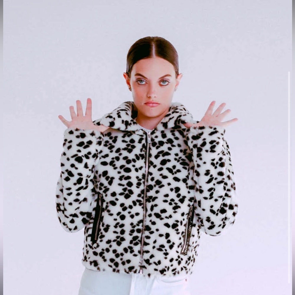 NWOT The Mighty Company Hamilton Jacket in Dalmatian - Size Small